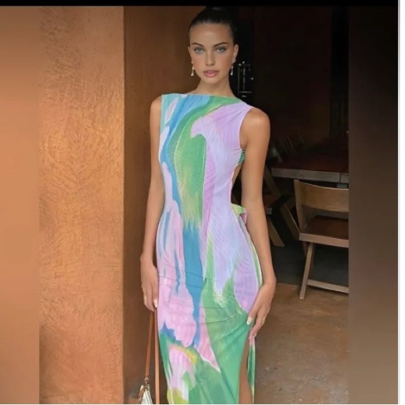 Commense Dresses & Skirts - Commense Multicolor Dress